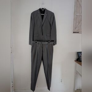 Aesthetic Men's Gray Suit 3pc Suit Like New